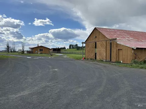 Exterior - 2000 Park Rd, Deary, ID 83823 photo 9 of 12