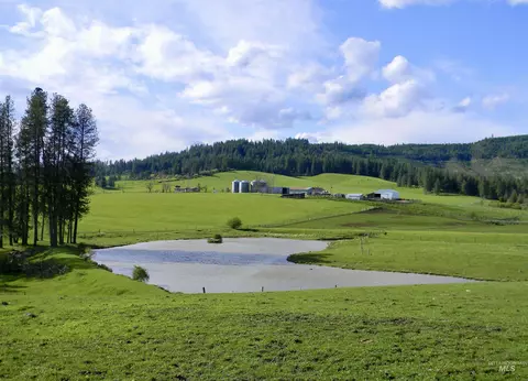 2000 Park Rd, Deary, ID 83823