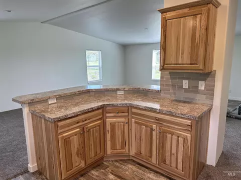 Kitchen - 2000 Park Rd, Deary, ID 83823 photo 1 of 4