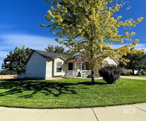 1614 S Woodland Dr, Nampa, ID 83686