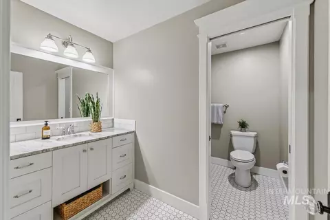 Bath - 958 N Lionbridge Pl, Eagle, ID 83616 photo 5 of 6