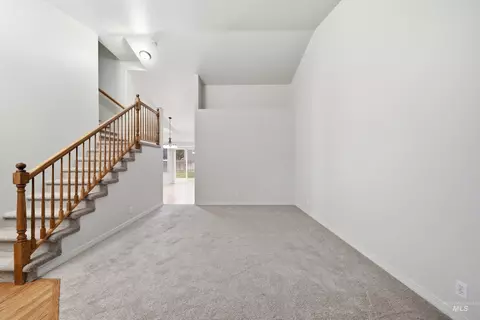 Living - 919 E Hawk St, Meridian, ID 83646 photo 2 of 4