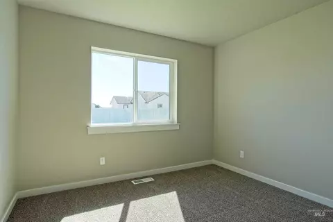 Bedroom - 920 Campbel St, Vale, OR 97918 photo 8 of 8