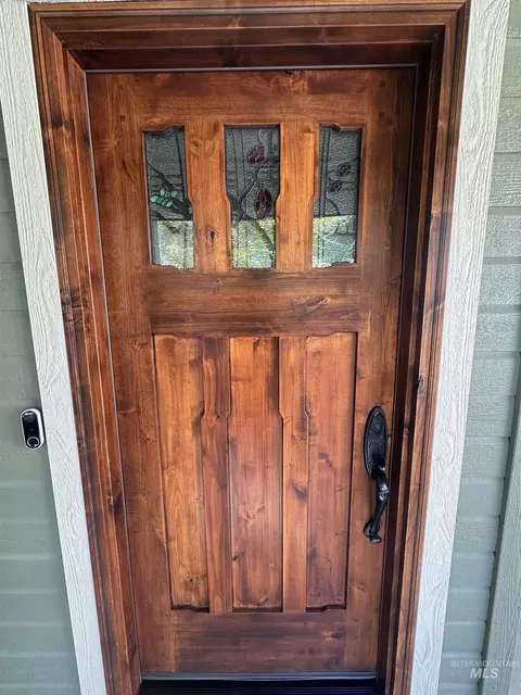 Entry Way - 699 N Shadowridge, Eagle, ID 83616 photo 1 of 2