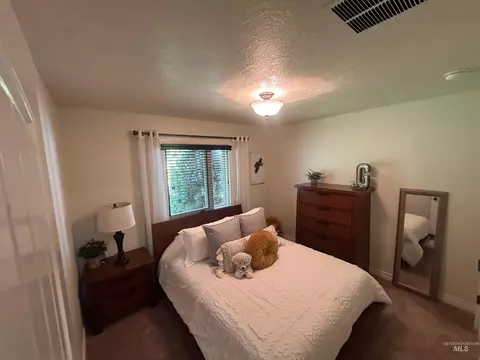 Bedroom - 699 N Shadowridge, Eagle, ID 83616 photo 1 of 1