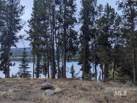 175 Pointes Rd, Cascade, ID 83611 photo 8