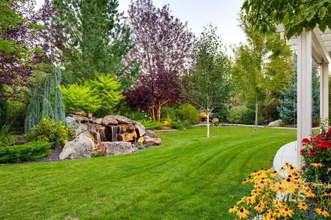 Exterior - 6844 N Winward Ave, Eagle, ID 83616 photo 1 of 4