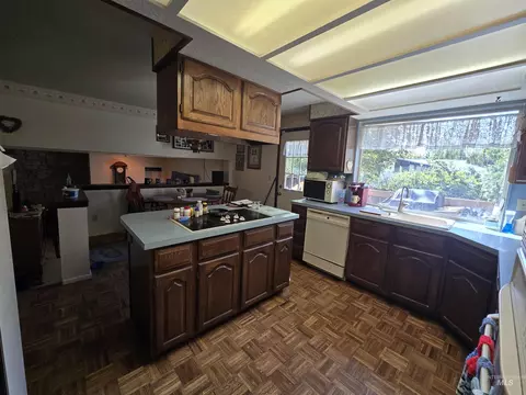 Kitchen - 280 Meadows Ln, Twin Falls, ID 83301 photo 2 of 4