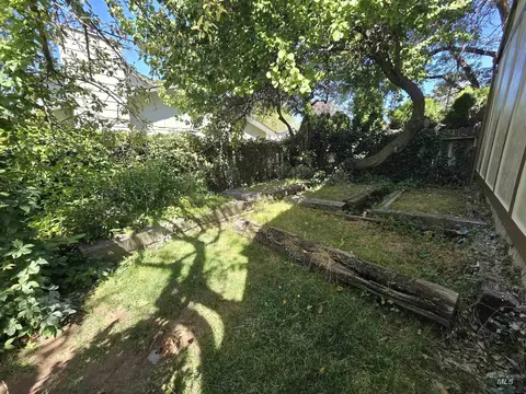 Exterior - 280 Meadows Ln, Twin Falls, ID 83301 photo 10 of 12