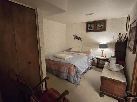 Bedroom - 280 Meadows Ln, Twin Falls, ID 83301 photo 3 of 6