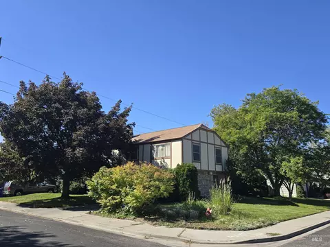 Exterior - 280 Meadows Ln, Twin Falls, ID 83301 photo 5 of 12