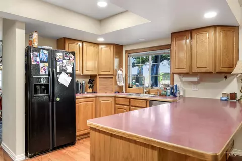 Kitchen - 374 E 400 S, Jerome, ID 83338 photo 2 of 5