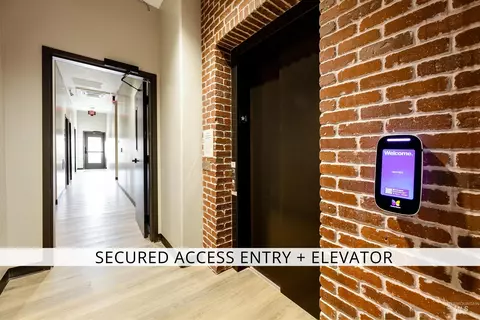 Entry Way - 79 E Aikens St #221, Eagle, ID 83616 photo 1 of 2