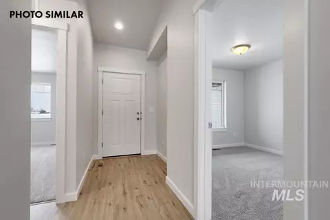 Entry Way - 1425 Dawn St, Weiser, ID 83672 photo 1 of 3