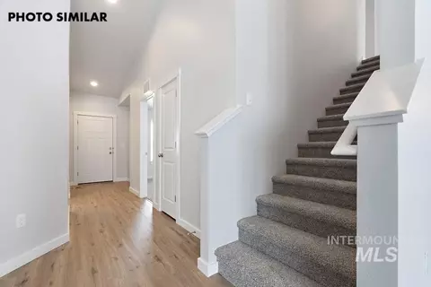 Entry Way - 1425 Dawn St, Weiser, ID 83672 photo 2 of 3