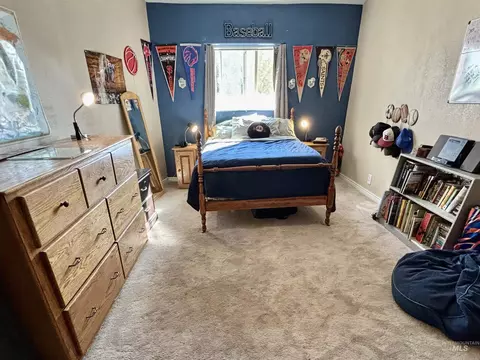 Bedroom - 23626 Boise River Rd, Caldwell, ID 83607 photo 1 of 4
