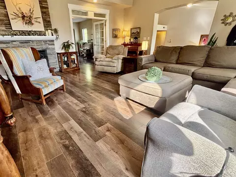 Living - 23626 Boise River Rd, Caldwell, ID 83607 photo 3 of 3