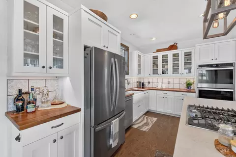 Kitchen - 59 Salmon Loop, Donnelly, ID 83615 photo 4 of 7