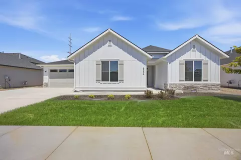 5326 S Big Jacks Creek Ave, Nampa, ID 83686