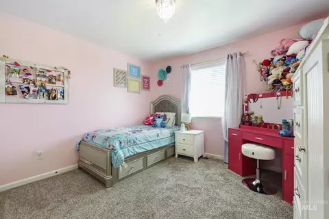 Bedroom - 3705 E 3755 N, Kimberly, ID 83341 photo 3 of 7