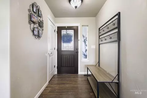 Entry Way - 3705 E 3755 N, Kimberly, ID 83341 photo 1 of 2