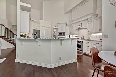 Kitchen - 1354 W Overlake Ct, Eagle, ID 83616 photo 1 of 4