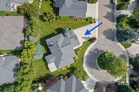 View/Area - 1354 W Overlake Ct, Eagle, ID 83616 photo 1 of 4