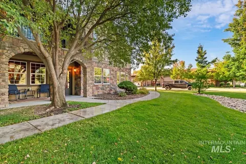 Exterior - 1124 E Winding Creek Dr #3 7 SOONER CONDO, Eagle, ID 83616 photo 5 of 6