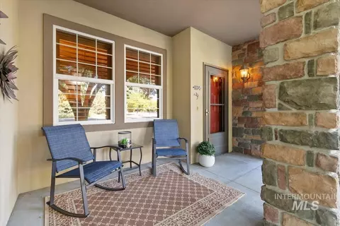 Exterior - 1124 E Winding Creek Dr #3 7 SOONER CONDO, Eagle, ID 83616 photo 2 of 6