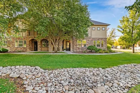 Exterior - 1124 E Winding Creek Dr #3 7 SOONER CONDO, Eagle, ID 83616 photo 4 of 6