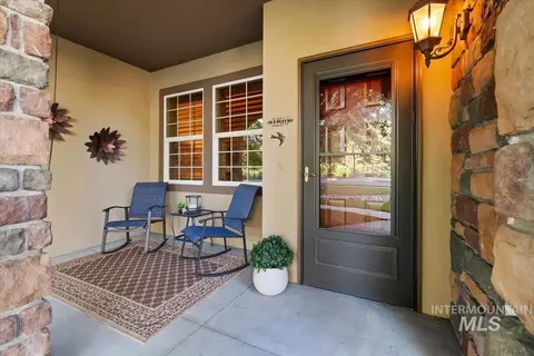 Exterior - 1124 E Winding Creek Dr #3 7 SOONER CONDO, Eagle, ID 83616 photo 1 of 6