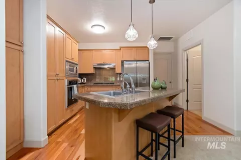 Kitchen - 1124 E Winding Creek Dr #3 7 SOONER CONDO, Eagle, ID 83616 photo 2 of 6