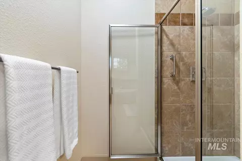 Bath - 1124 E Winding Creek Dr #3 7 SOONER CONDO, Eagle, ID 83616 photo 5 of 7