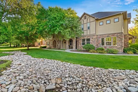 Exterior - 1124 E Winding Creek Dr #3 7 SOONER CONDO, Eagle, ID 83616 photo 6 of 6