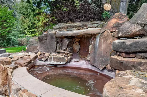 Exterior - 2985 N Holl Dr, Eagle, ID 83616 photo 10 of 16