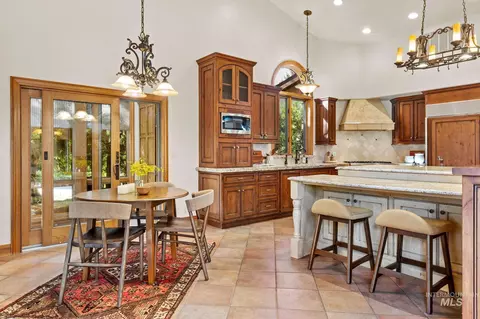 Kitchen - 2985 N Holl Dr, Eagle, ID 83616 photo 4 of 4