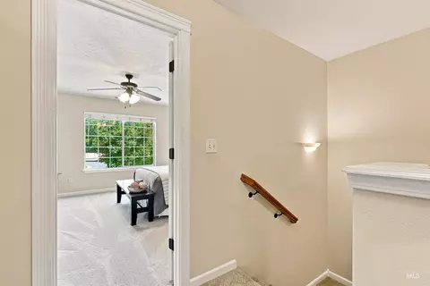 Entry Way - 663 N Shadowfox Pl, Eagle, ID 83616 photo 3 of 4