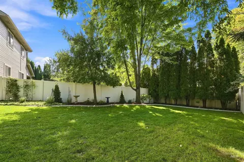 Exterior - 663 N Shadowfox Pl, Eagle, ID 83616 photo 7 of 13