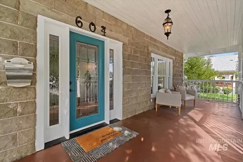 Exterior - 604 E 1st St, Emmett, ID 83617 photo 2 of 14