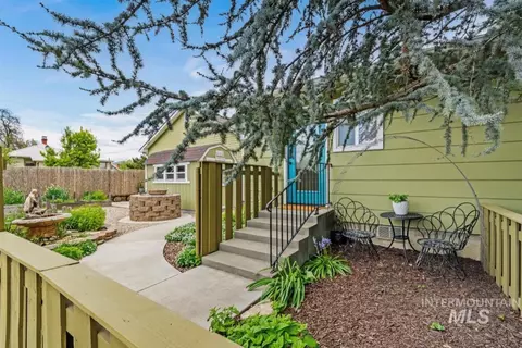 Exterior - 604 E 1st St, Emmett, ID 83617 photo 6 of 14