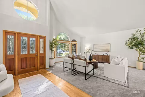 Entry Way - 726 E Parkway Ct, Boise, ID 83706 photo 1 of 3