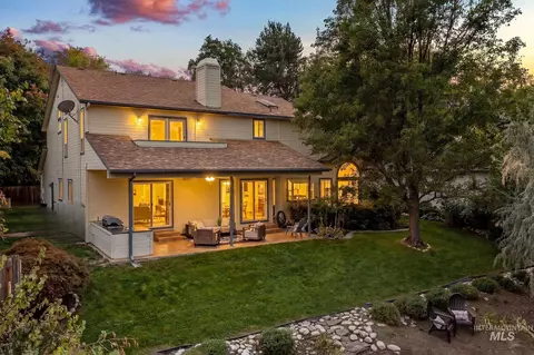 Exterior - 726 E Parkway Ct, Boise, ID 83706 photo 3 of 8