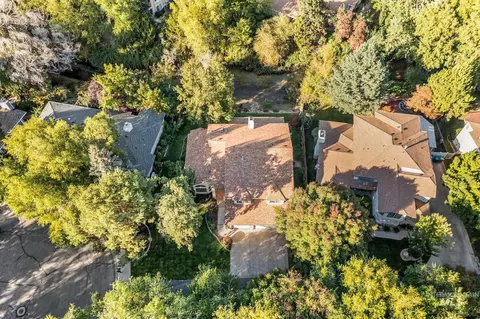 View/Area - 726 E Parkway Ct, Boise, ID 83706 photo 1 of 2