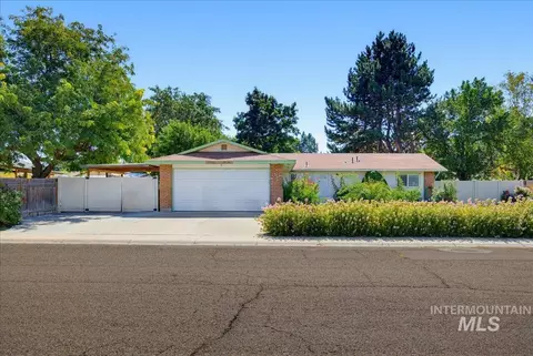 2415 E Colorado Ave, Nampa, ID 83686