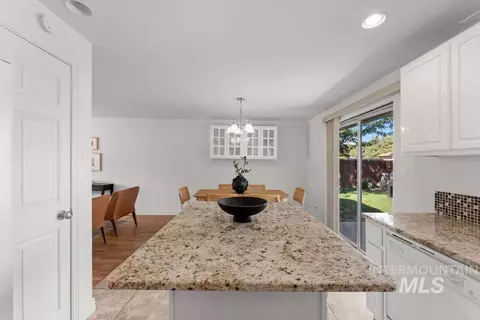 Kitchen - 1302 E Victory Rd, Boise, ID 83706 photo 4 of 4
