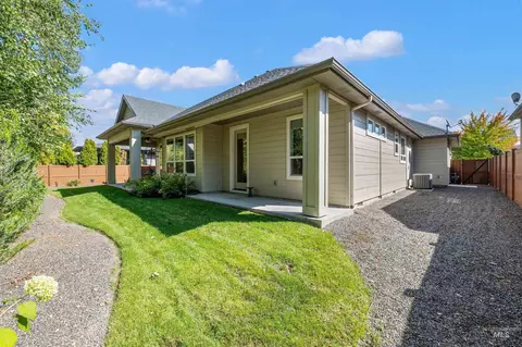 Exterior - 133 S Baxter Way, Eagle, ID 83616 photo 6 of 7