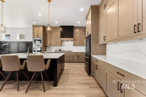 Kitchen - 2964 E Parulo Dr, Meridian, ID 83642 photo 2 of 6