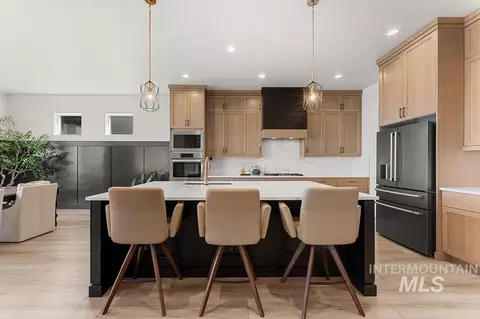 Kitchen - 2964 E Parulo Dr, Meridian, ID 83642 photo 1 of 6