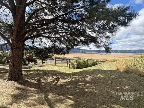 Exterior - 10092 Timberrim Dr, Cascade, ID 83611 photo 6 of 19