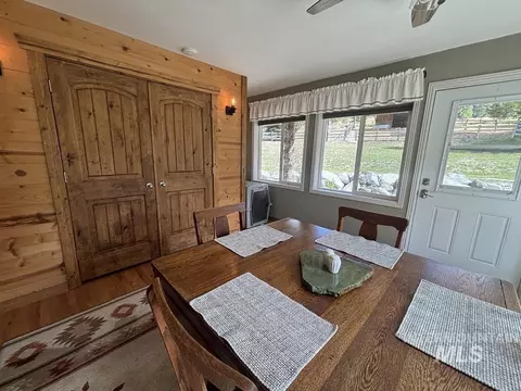 Dining - 10092 Timberrim Dr, Cascade, ID 83611 photo 3 of 3